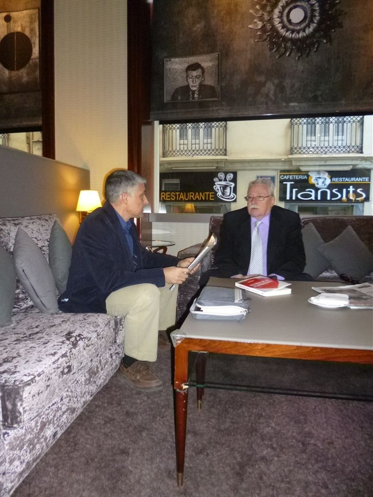 5. Bruno Montano de Trabalibros entrevista a Joaquín Leguina---8827.webp