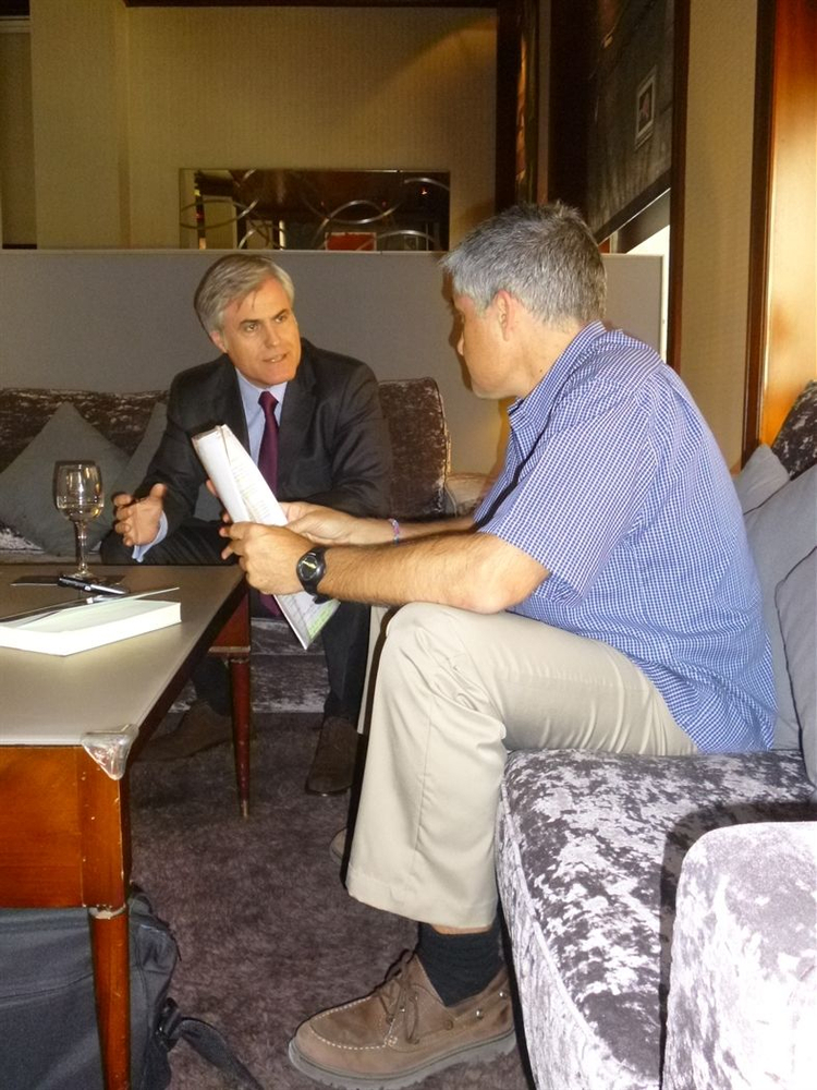 6.Bruno Montano de Trabalibros entrevista a Alfredo Escardino---9142.webp