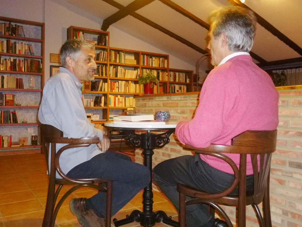 6.Bruno Montano de Trabalibros entrevista a Rafael Simón---8898.webp