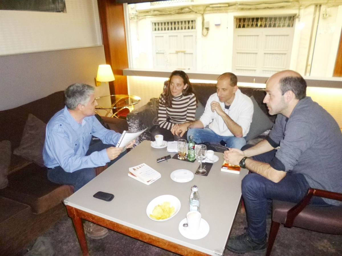 5.Bruno Montano de Trabalibros entrevista a Julio Basulto y Juanjo Cácere---8918.webp