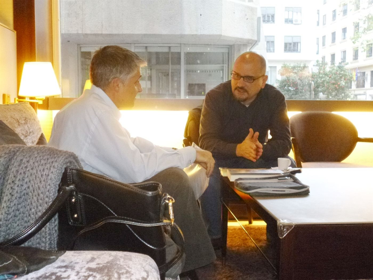 6.Bruno Montano de Trabalibros entrevista a Juan Miguel Aguilera---8741.webp