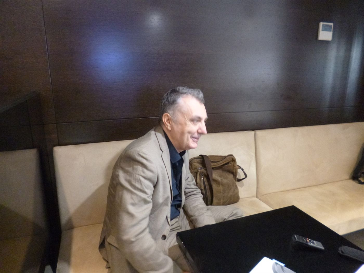 04.Bruno Montano de Trabalibros entrevista a Manuel Vilas---15118.webp