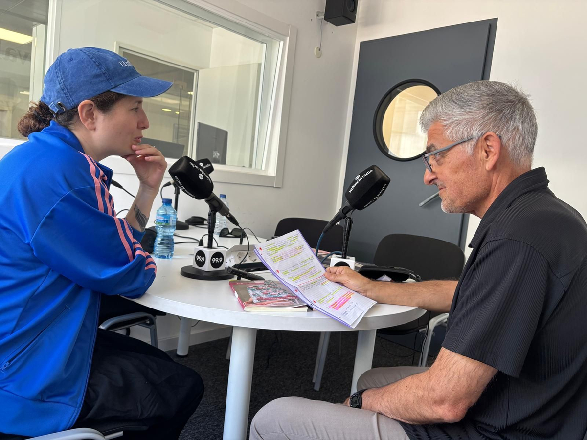 06. Bruno Montano entrevista a Sofía Balbuena_Trabalibros.jpeg