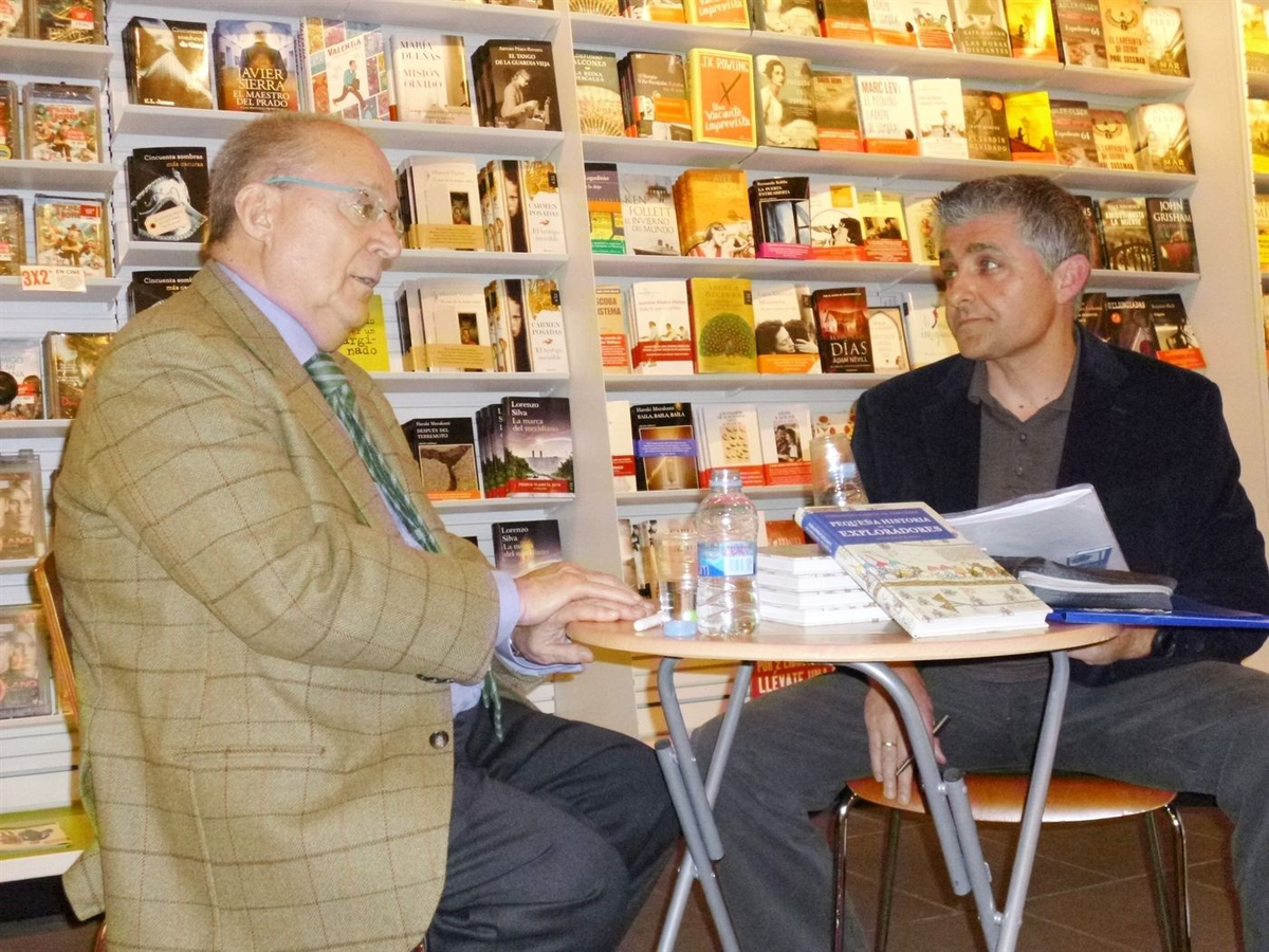 Trabalibros entrevista a Fernando García de Cortázar-Pequeña historia de los exploradores (1)---3941.webp