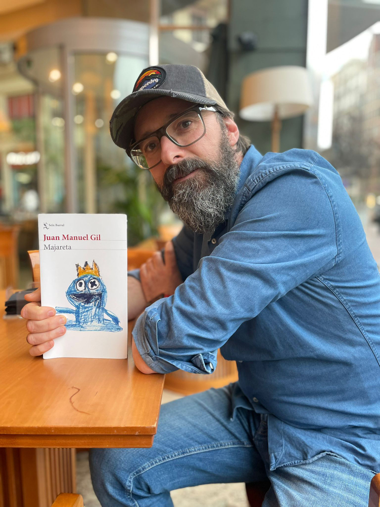 02.Bruno Montano entrevista a Juan Manuel Gil-Trabalibros.jpeg