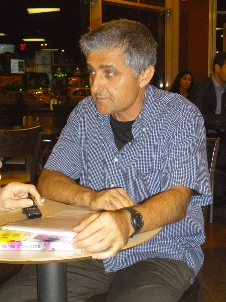 3. Bruno Montano de Trabalibros entrevista a Irene Villa - copia---8568.webp