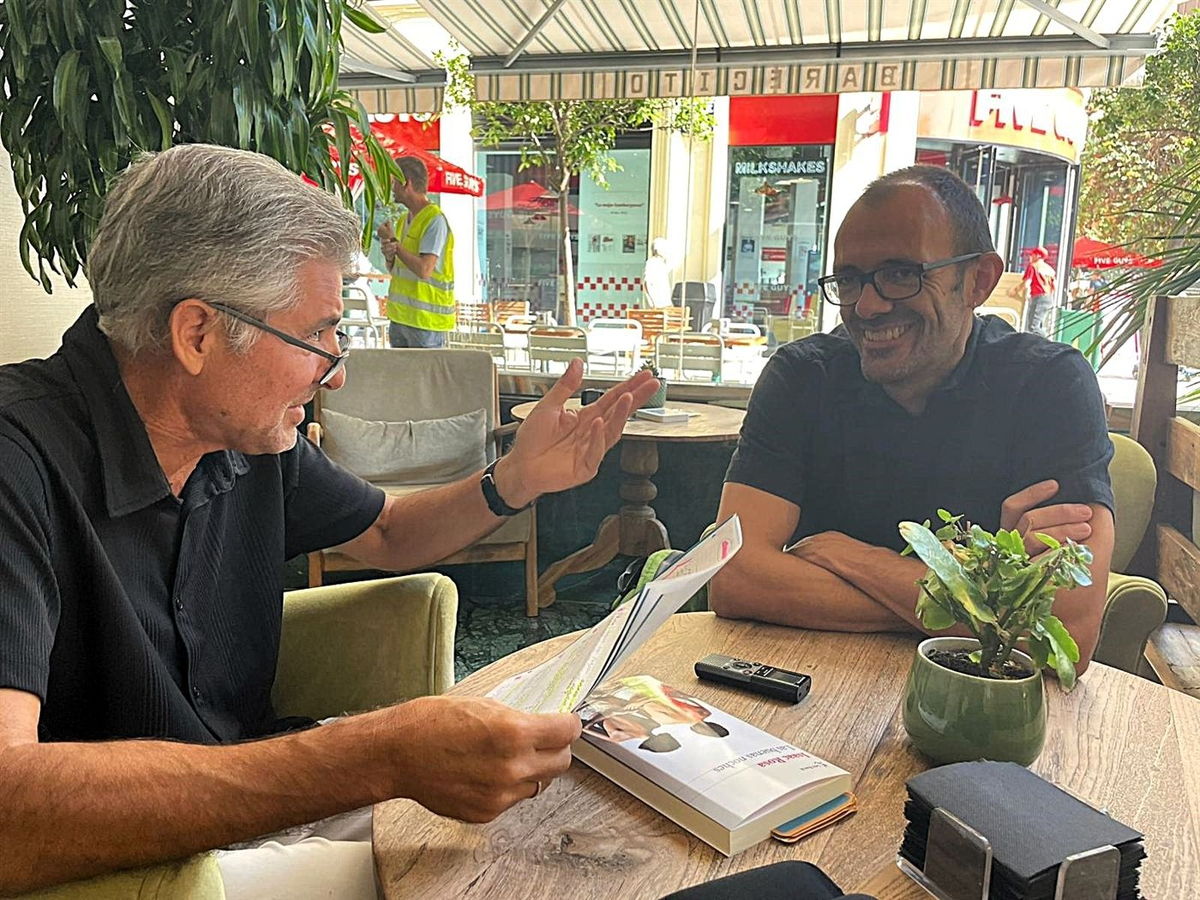 02. Bruno entrevista a Isaac Rosa-Trabalibros---17121.webp